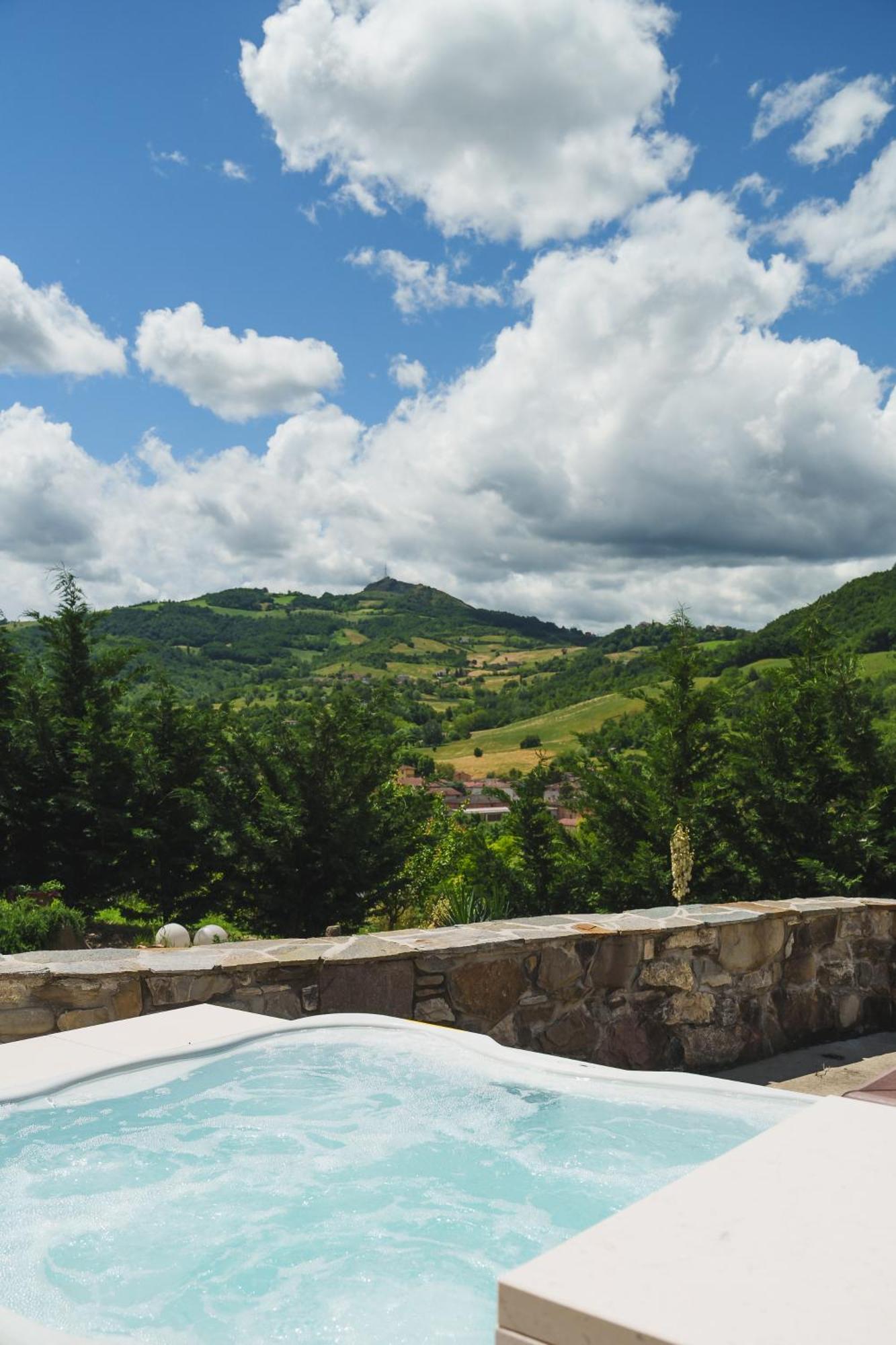 B&B La Rasora Fornovo di Taro Esterno foto
